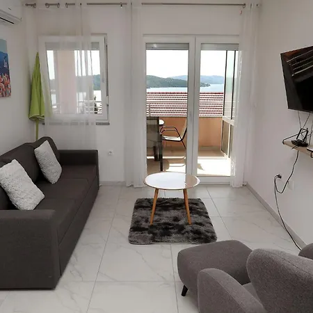 2 Bed Trogir