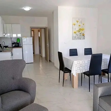 Apartman 2 Bed Trogir